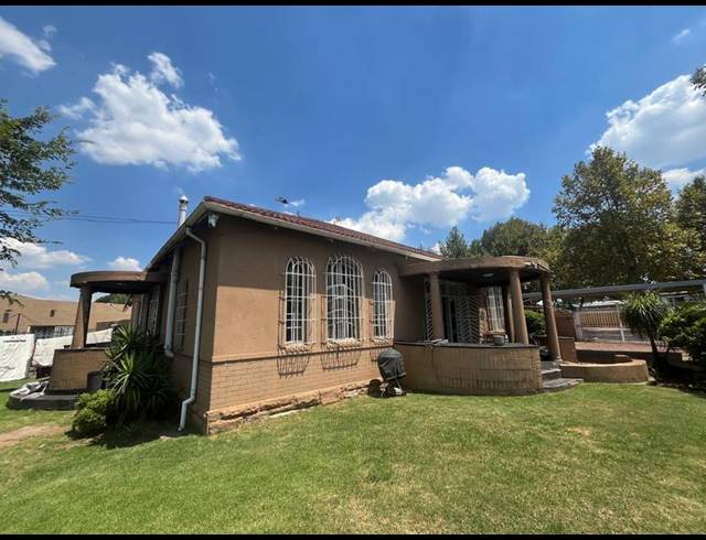 4 BEDROOM HOUSE FOR SALE IN DELVILLE